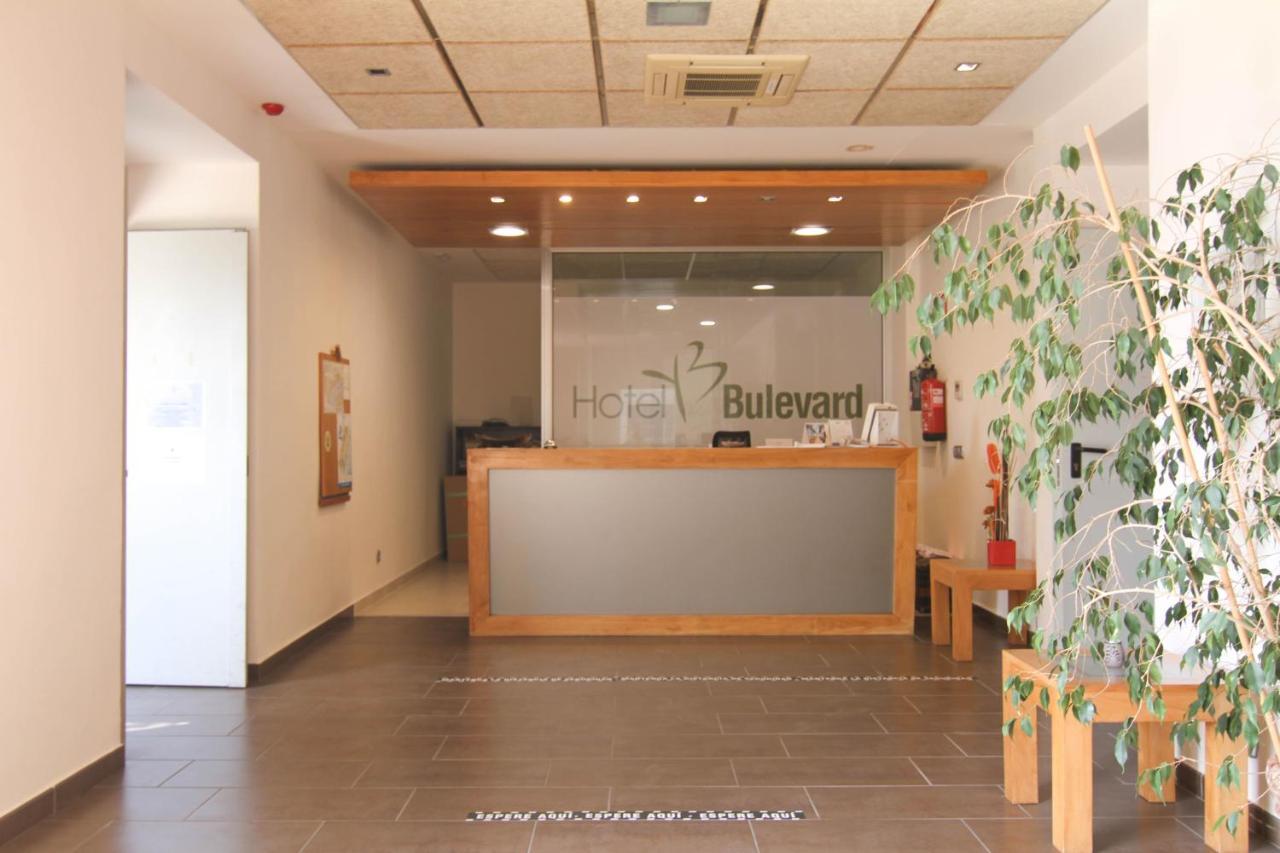 Hotel Bulevard بينيكاسّين المظهر الخارجي الصورة