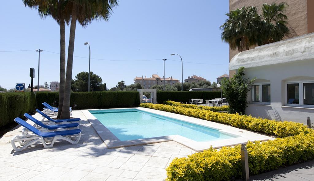 Hotel Bulevard بينيكاسّين المظهر الخارجي الصورة